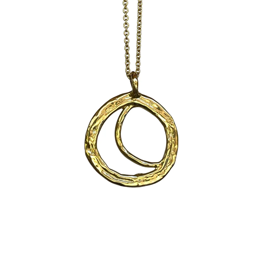 18Kt Gold Pendant "Shining with the moon"