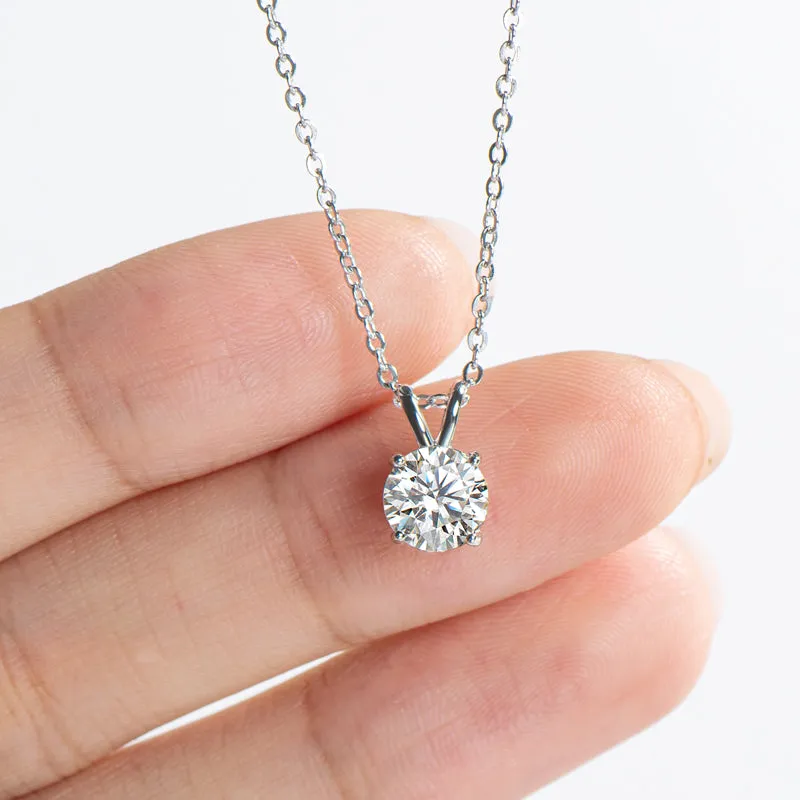 1CT Classic Brilliant Round Moissanite Pendant Necklace