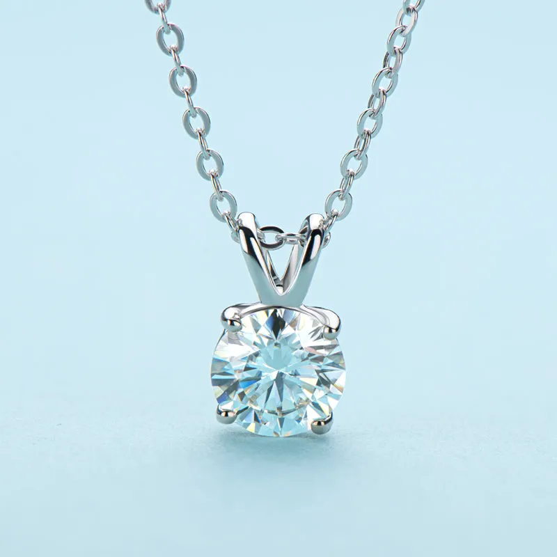 1CT Classic Brilliant Round Moissanite Pendant Necklace