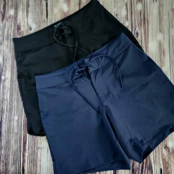 Carve Shorts Women's 4 LOT OF 2 Mid-rise 6&quot; Inseam Black Blue Outdoor Beach