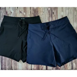 Carve Shorts Women's 4 LOT OF 2 Mid-rise 6&quot; Inseam Black Blue Outdoor Beach