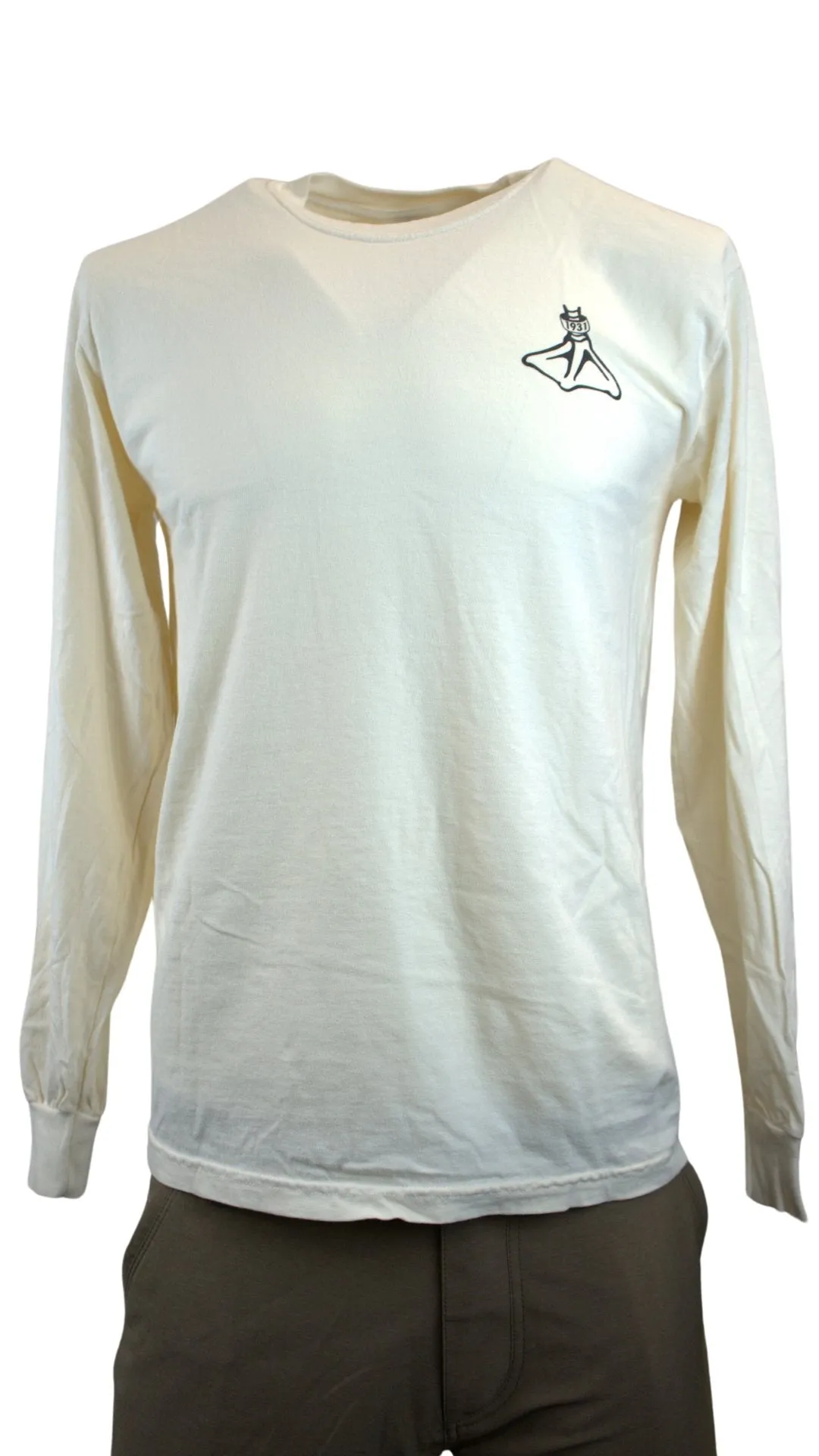 Fort Thompson Happy Lab Badge Long Sleeve Tee