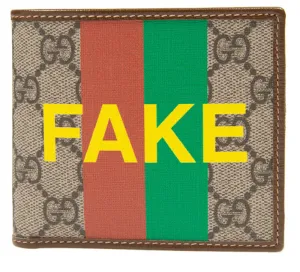 Gucci Interlocking GG Supreme BiFold Wallet