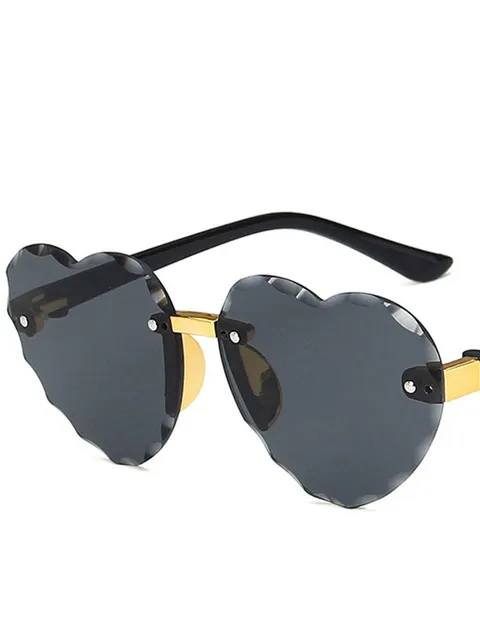 Keep Her Special Heart Lens Sunglasses