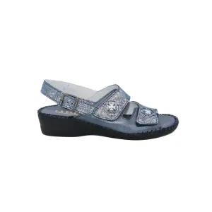 La Plume by Laurevan Women's Dusty Sandal - Navy