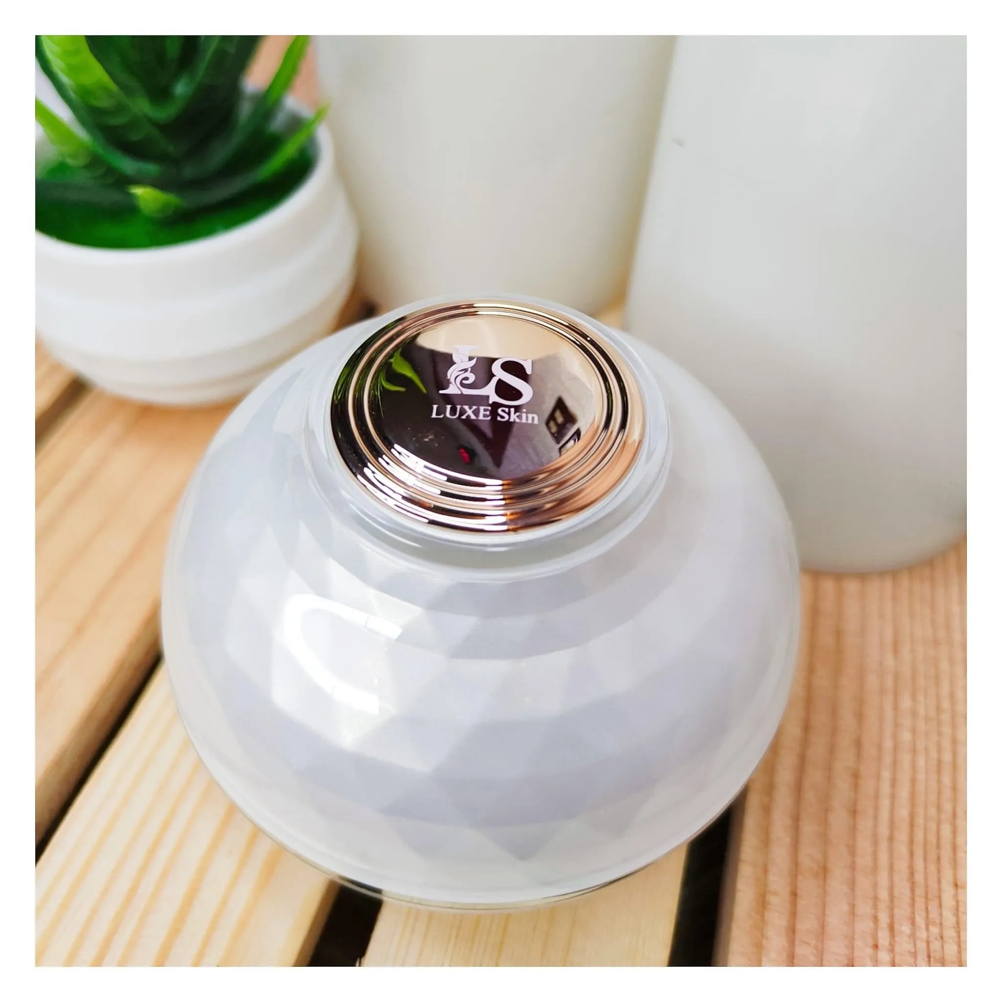 Luxe Skin Poreless Hydrogel Leave On Mask (exp Oct 2024)