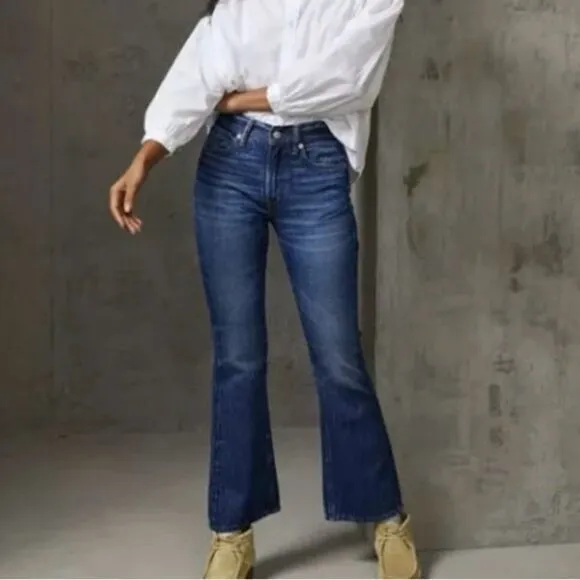 NEW American Eagle AE77 Crop Flare 6 Month Wear Dark Wash Mid Rise Jeans Size 26