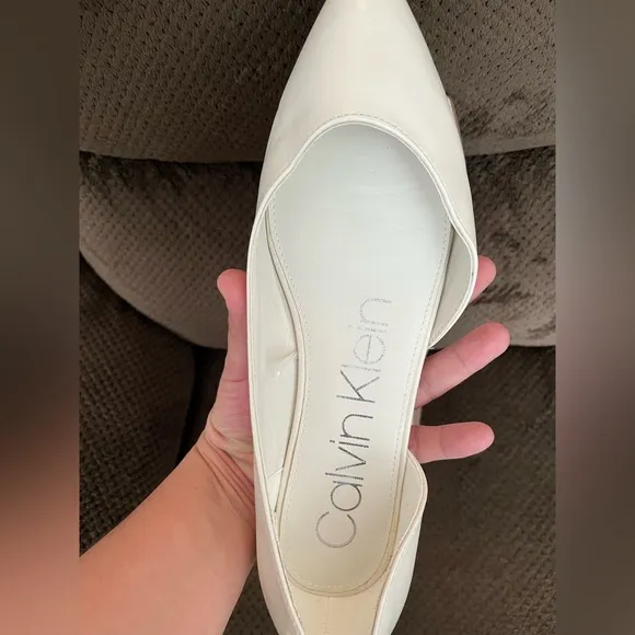 NWOB Calvin Klein Onara Single Slided D’orsay Flats Size 9.5
