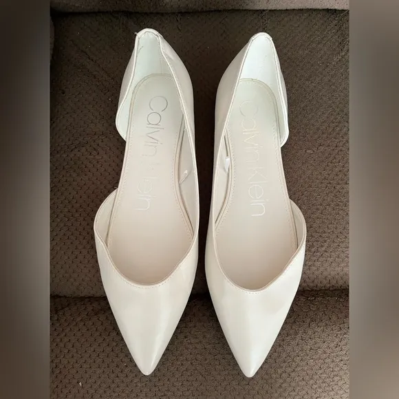 NWOB Calvin Klein Onara Single Slided D’orsay Flats Size 9.5