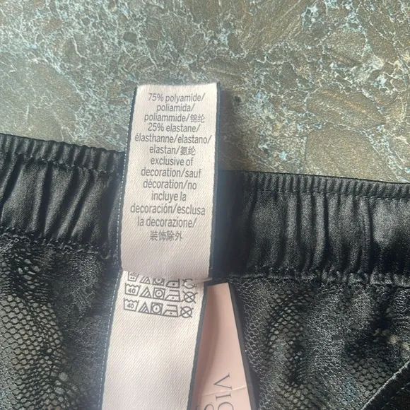 NWT Victoria's Secret VS Pants Black Lace lounge pants Size Large