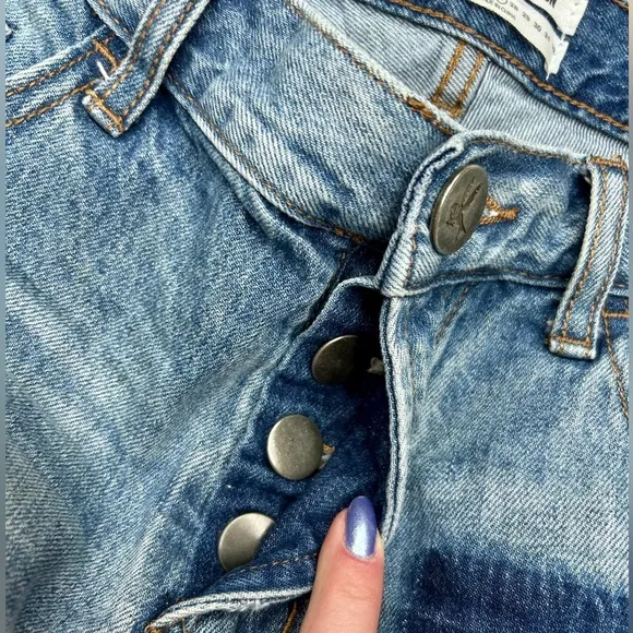 One Teaspoon Bandits Distressed Denim Shorts, Size 27
