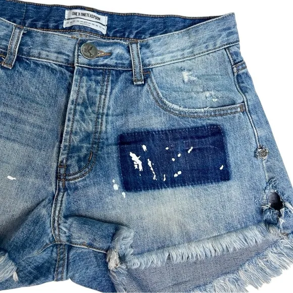 One Teaspoon Bandits Distressed Denim Shorts, Size 27
