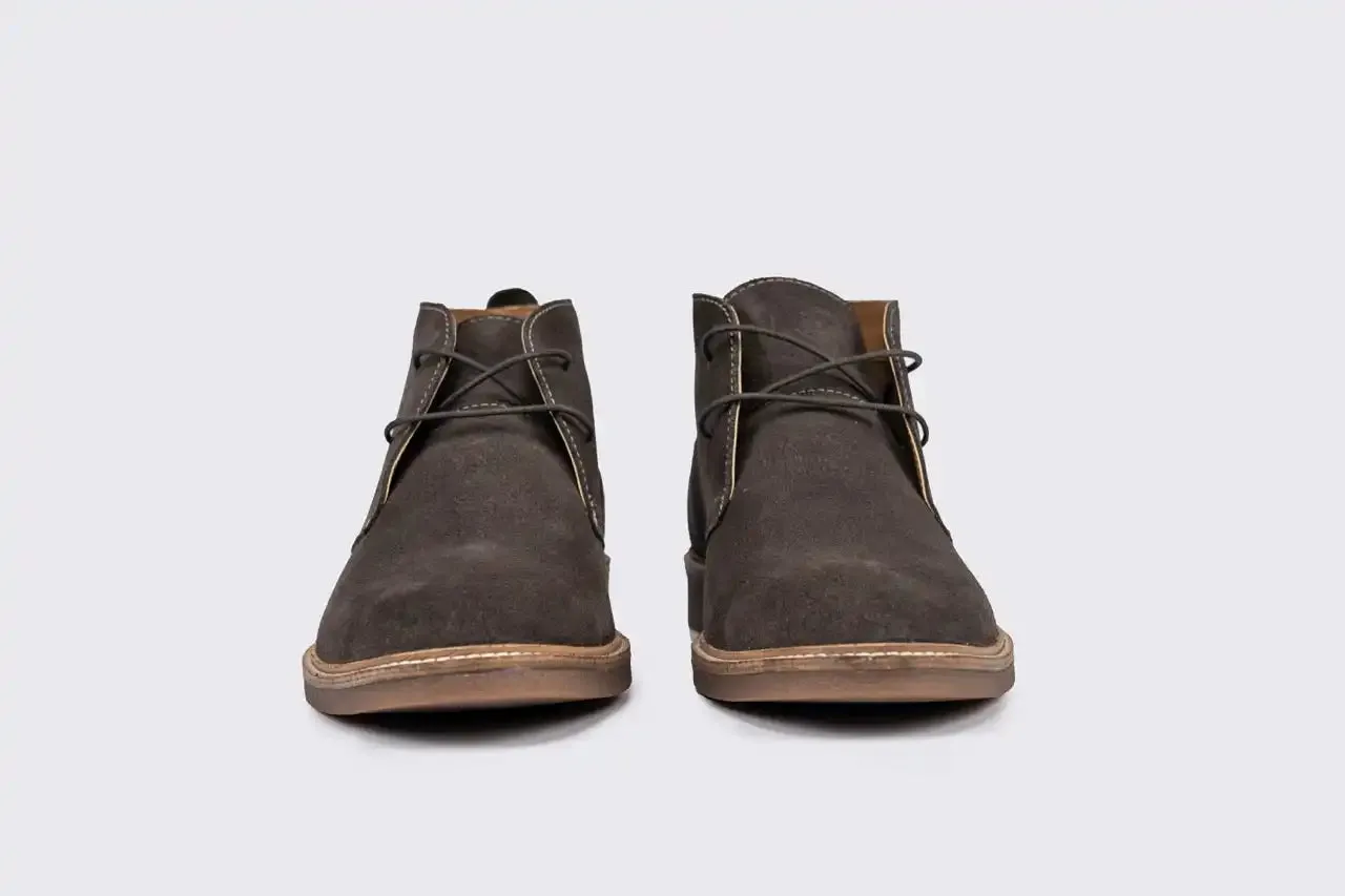 Sloane Mens Shoes Byron Suede Chukka Boots Taupe