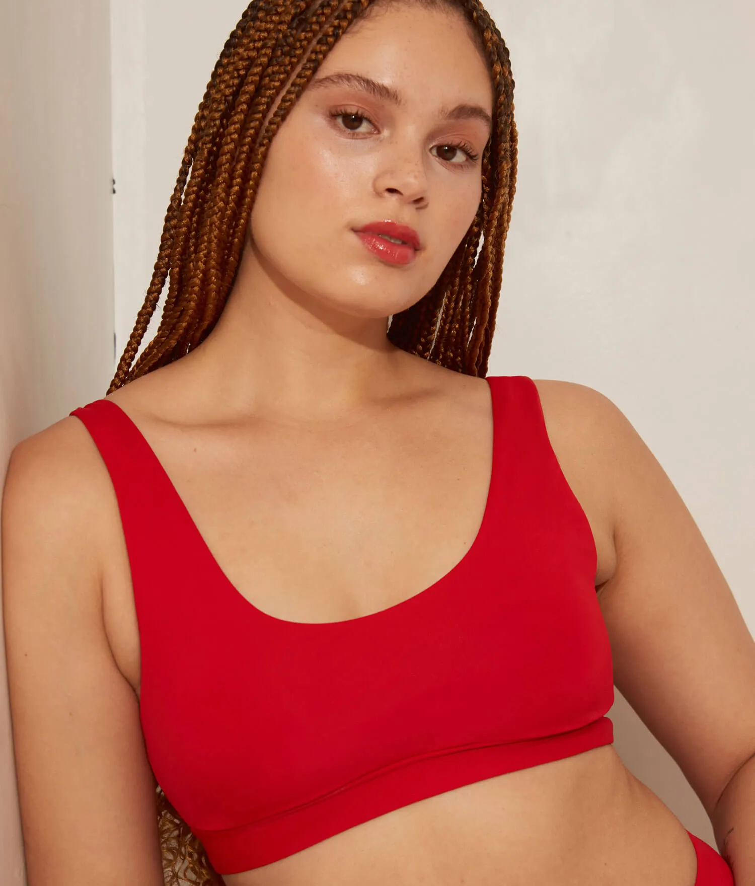 The Ventura Bikini Top - Flat - Cherry Red
