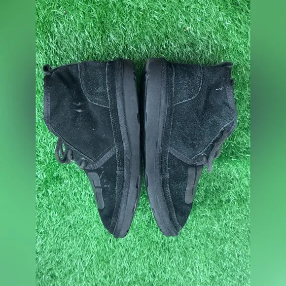 UGG Boots NEUMEL II Scatter 1134960K Youth Size 4 Black Graphic Chukka