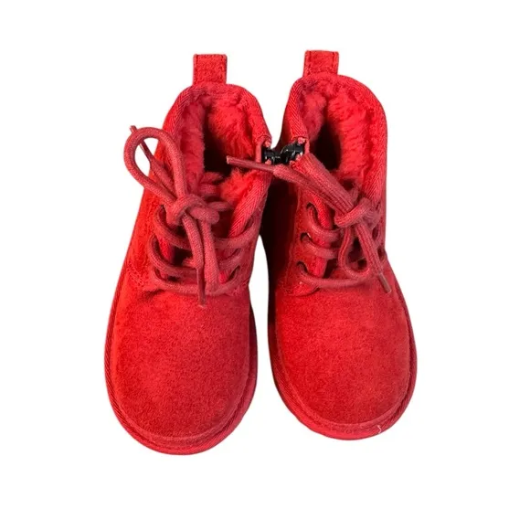 UGG NEW Unisex Neumel II Boots Toddler Size 8 Chukka Boot Red