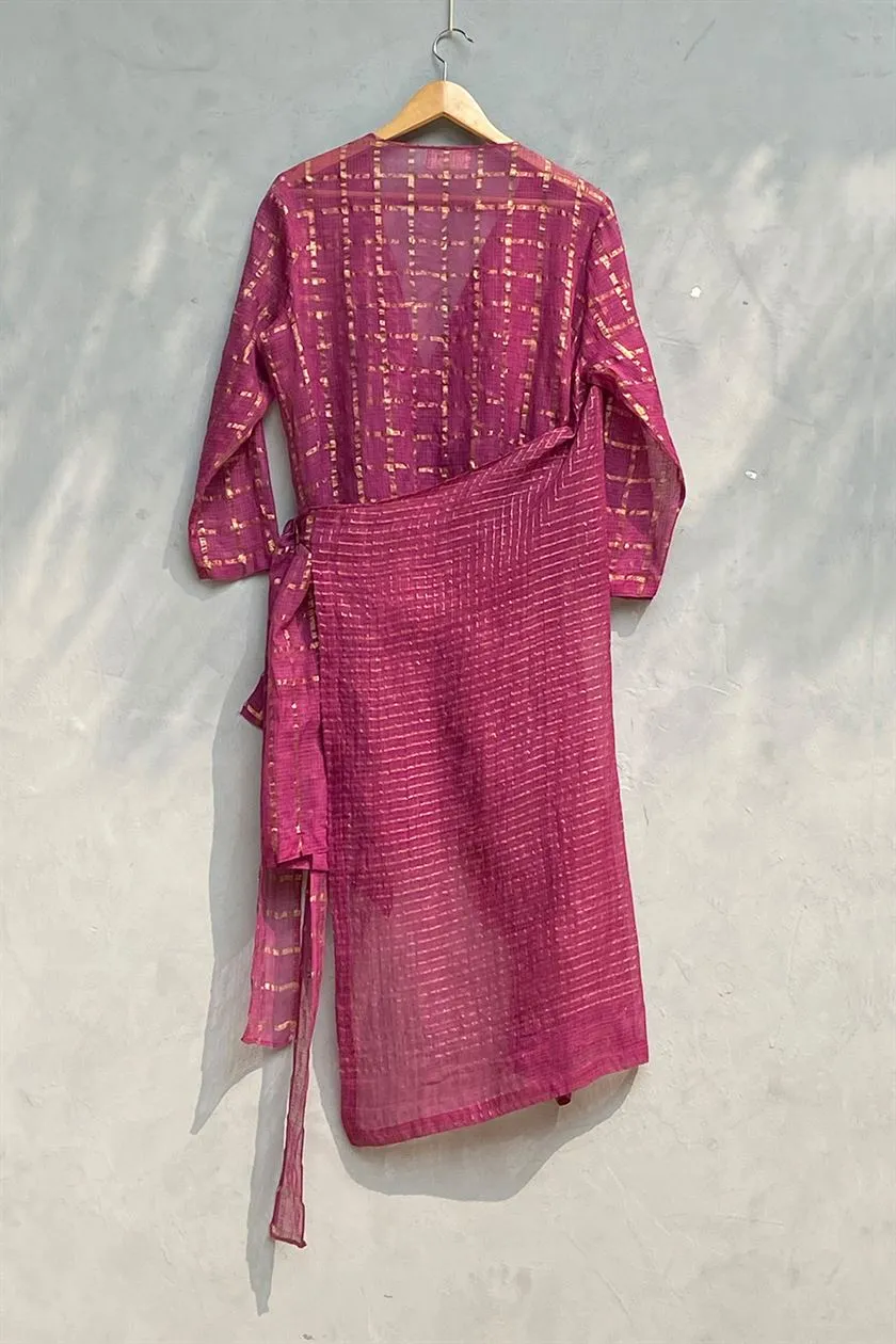 Urvashi Kaur - metric overlay   -   ilahi-05
